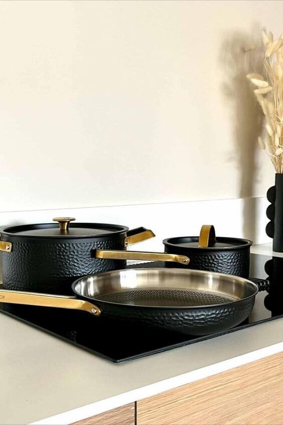 Scandinavian inspired cooking ware