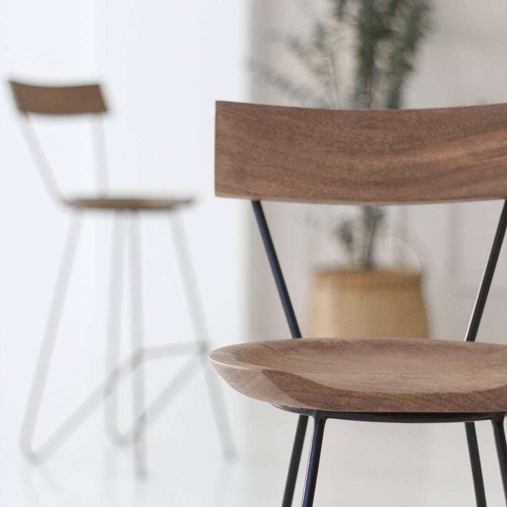 Walnut_bar_stool