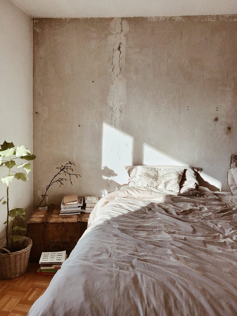 bedroom interior design in the style of bohemian interior design