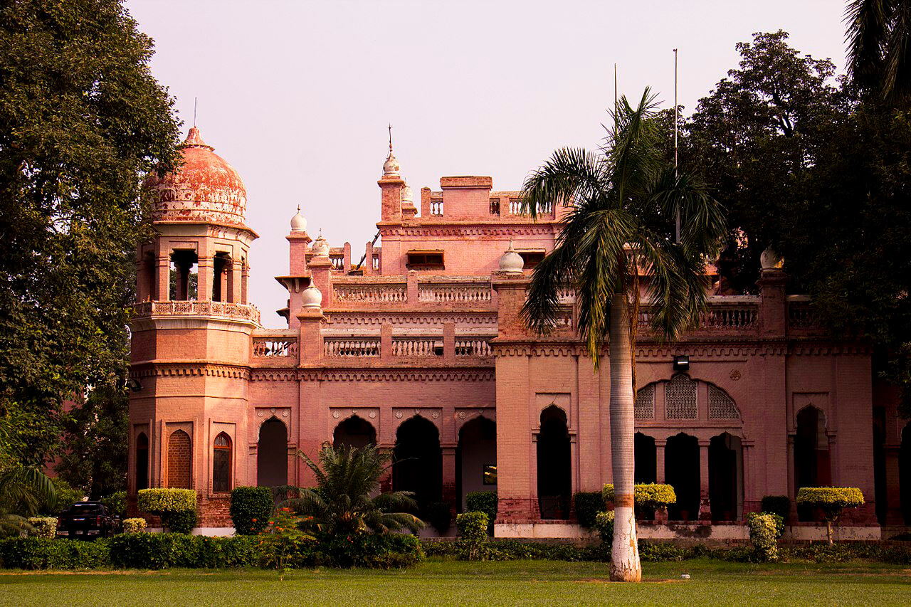 Chamba House Lahore by Bhai Ram Singh