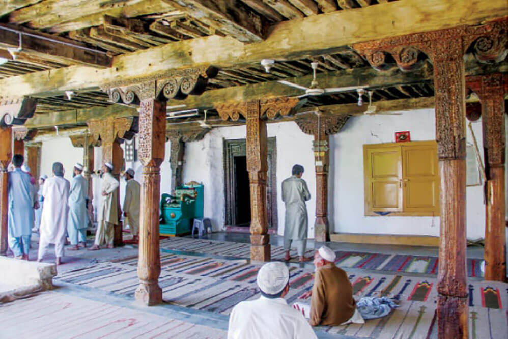 The 1000-year-old mosque in Khwazakhela, Swat Lwarrey Jumat