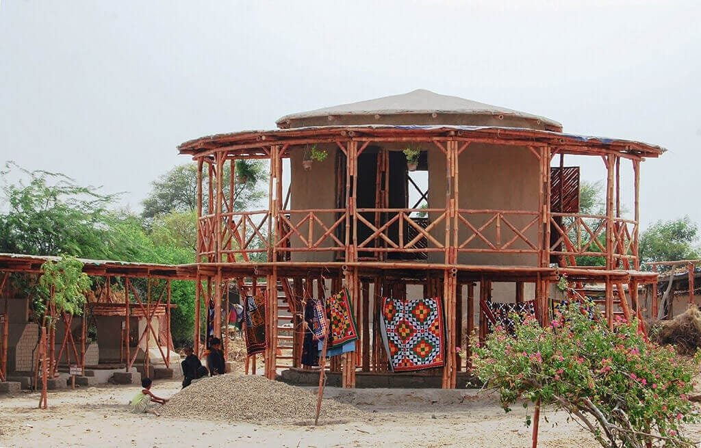 Yasmeen Lari sustainable house in Karachi