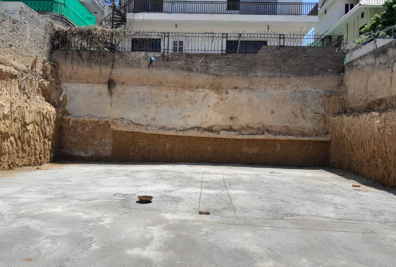 Lean of basement of 1 kanal house in F-11 Islamabad