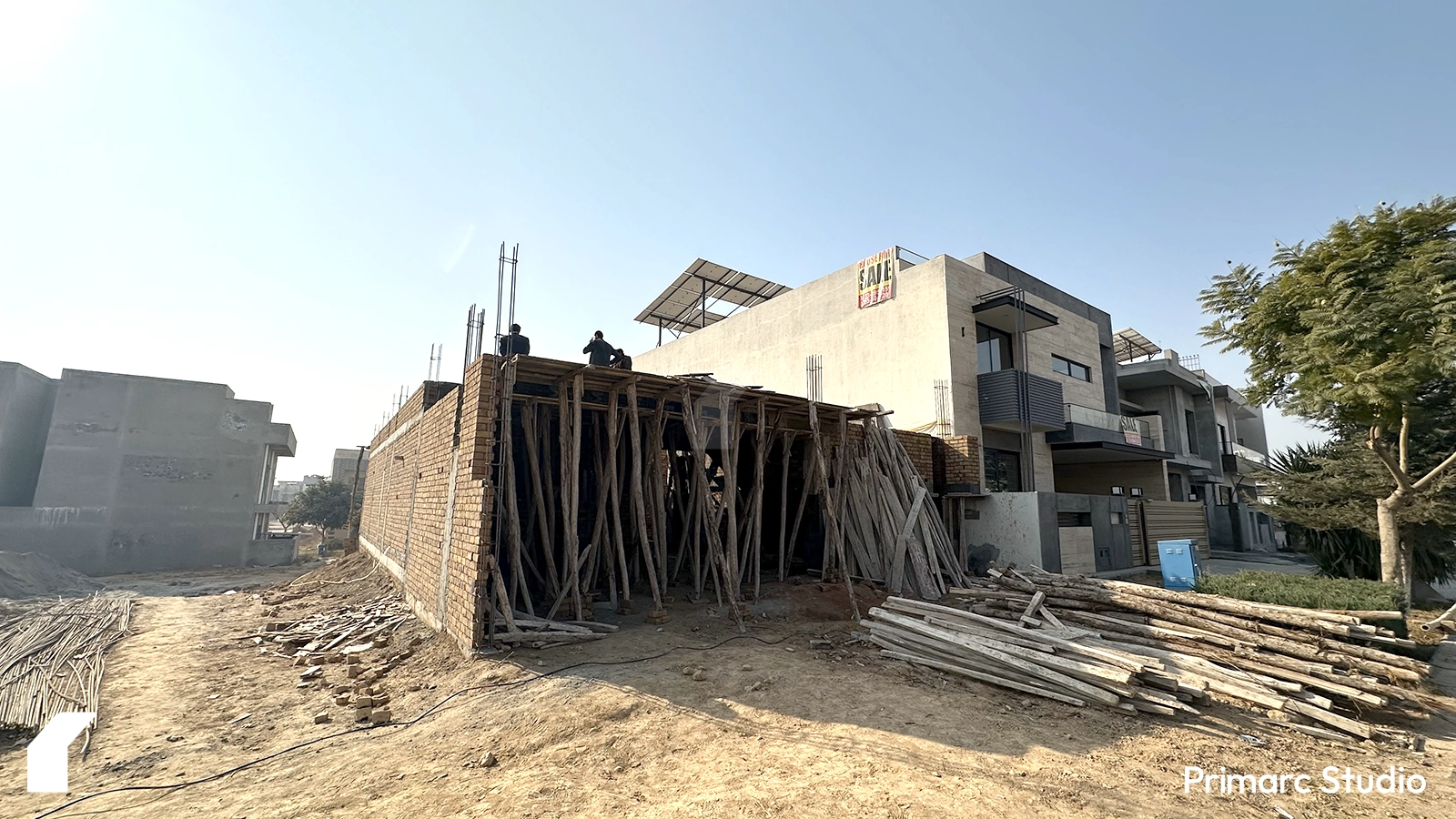 10 Marla house under construction and roofs shuttering is in place.